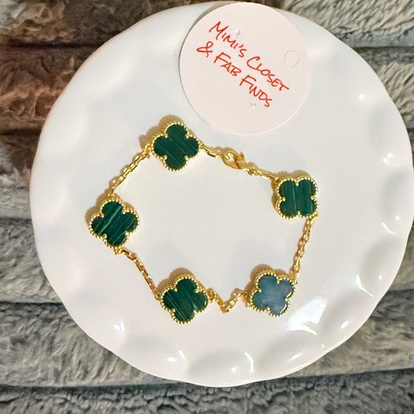 Fashion Jewelry Jewelry - Fashion Jewelry Gold-Tone Bracelet with Malachite Clover Charms